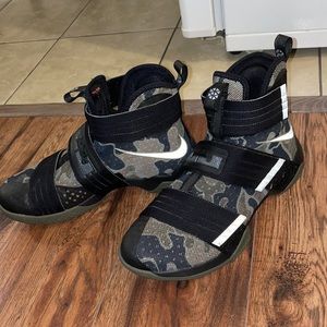 Nike LeBron Zoom Soldier 10 ‘Camo’
